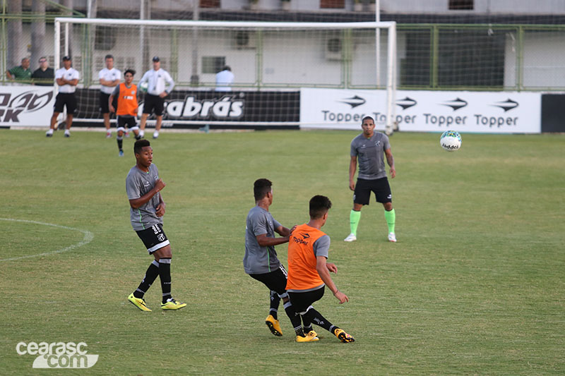 [14-11-2016] Sub-20 se prepara para a Copa do Nordeste - 21