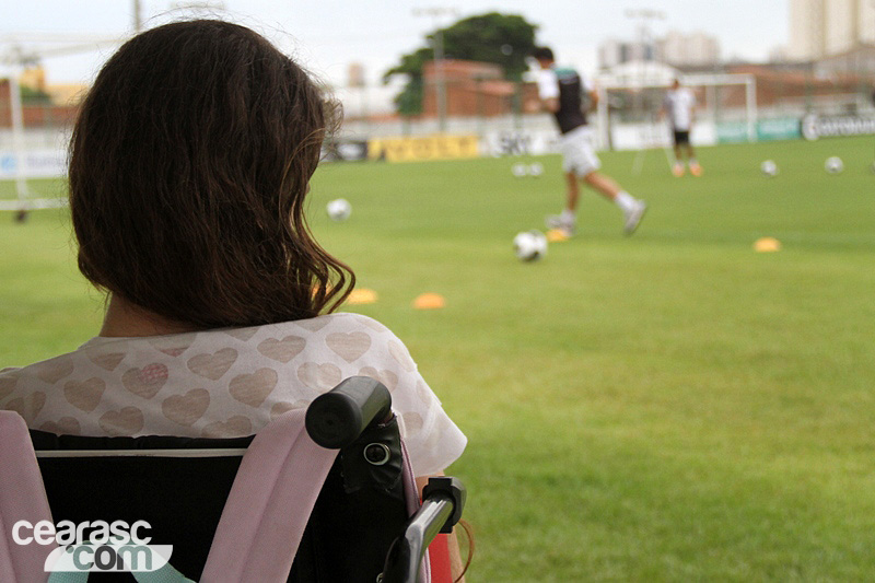 [28-02] Jovem Isabelly visitou a sede - 10