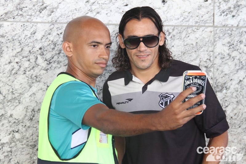 [04-09] Ceará segue viagem para SP - 2