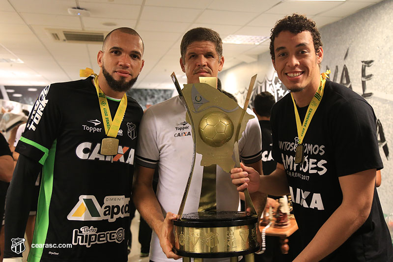[03-05-2017] Ceara 2 x 0 Ferroviario - Final (Comemoracao) 1 - 12