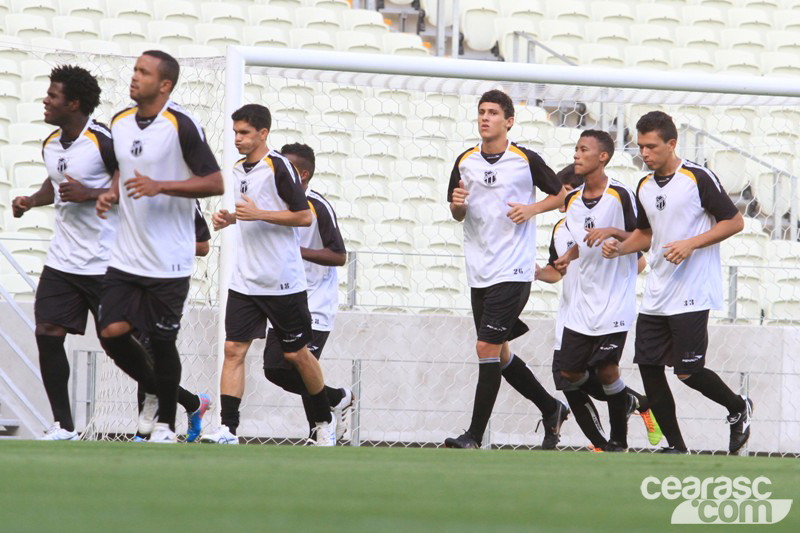 [10-01] Treino coletivo - Arena Castelão - 2