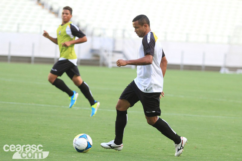 [10-01] Treino coletivo - Arena Castelão - 8