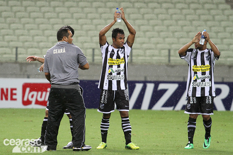 [10-05] Ceará 2 x 1 Paraná - 48