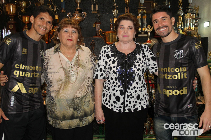 [08-09] Lançamento do terceiro uniforme Penalty Ceará - 16