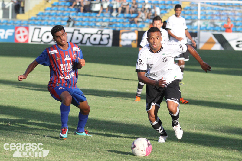 [29-04] Ceará x Tiradentes - 13