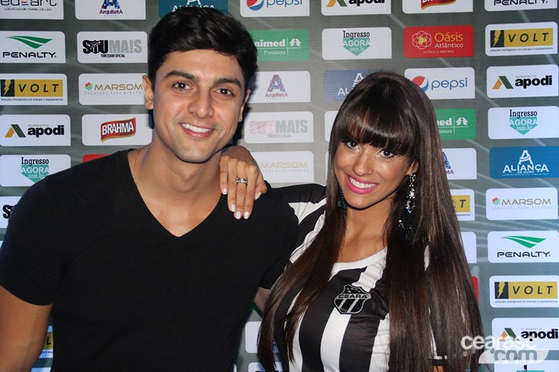 [26-02] Lançamento dos uniformes 2015 - Carol Dias 02 - 73