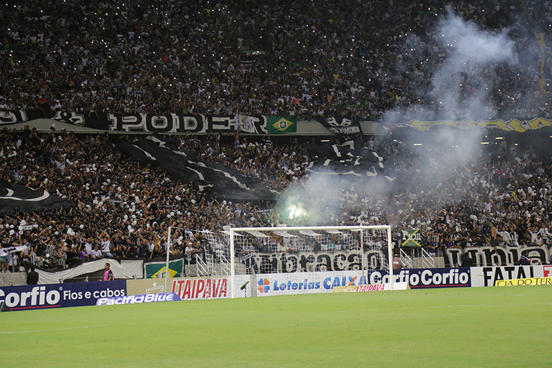 [02-08-2016] Ceará 0 x 0 Vasco - Torcida.zip - 9