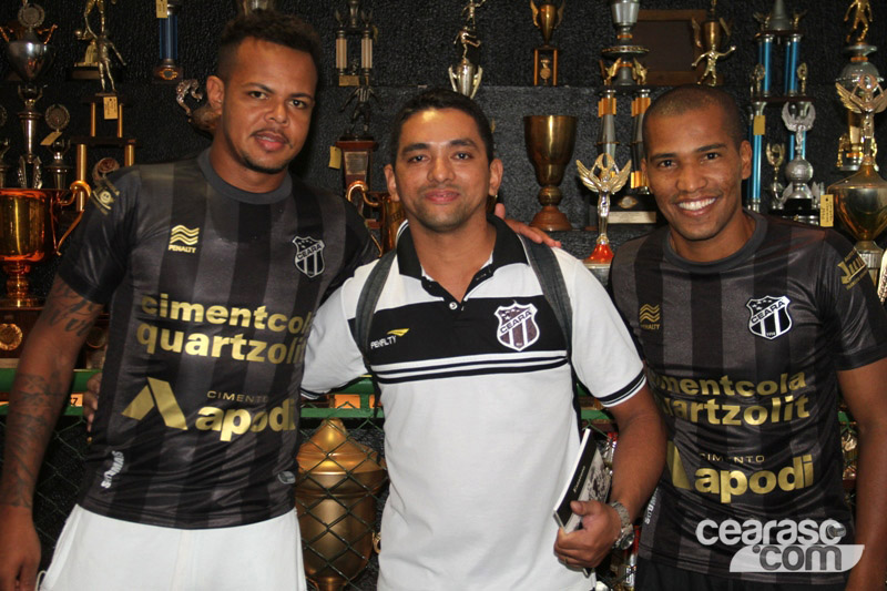 [08-09] Lançamento do terceiro uniforme Penalty Ceará - 02 - 29