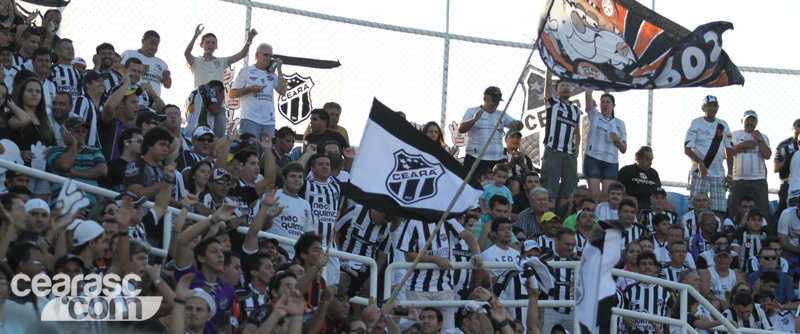 [29-04] Ceará 4 x 0 Tiradentes - TORCIDA - 12