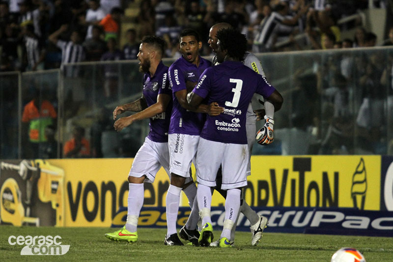 [10-11] Ceará 3 x 0 Bragantino - 43