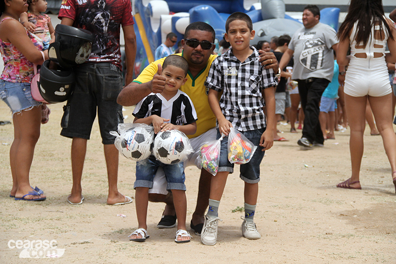 [12-10] Dia das Crianças Alvinegro 2015 - 05 - 19