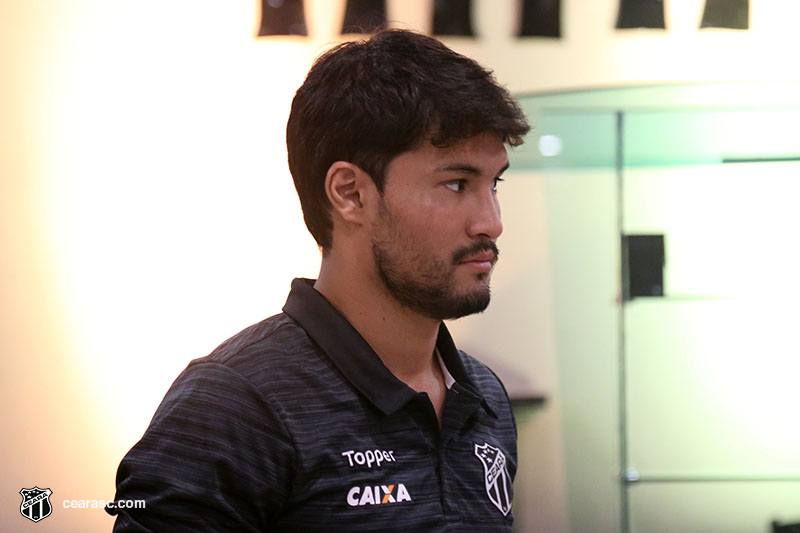 [05-09-2017] Vovo vai a Escola - Logos - 39