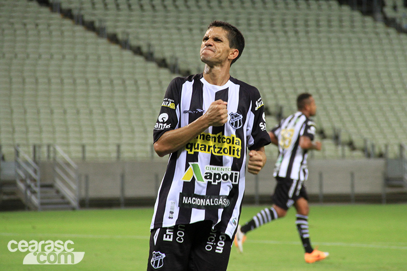 [30-03] Ceará 3 X 1 Fortaleza - 02 - 35