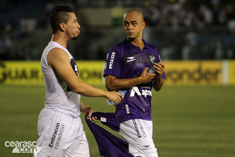 [10-11] Ceará 3 x 0 Bragantino - 70