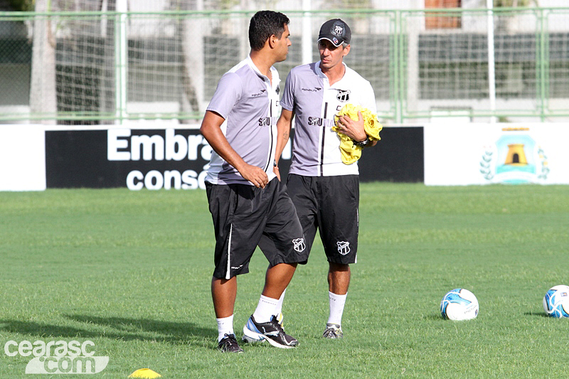 [13-04] Reapresentação + treino técnico e tático - 2