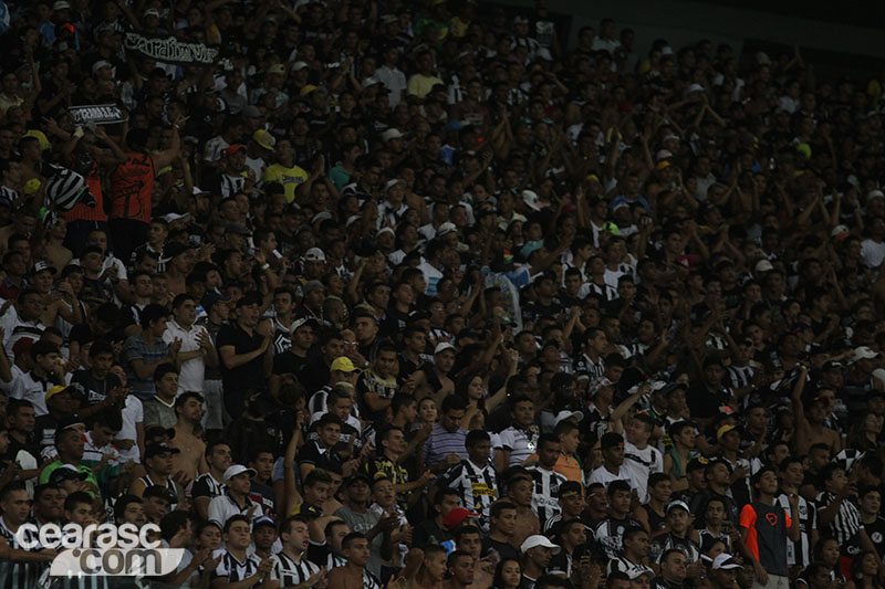 [28-02] Fortaleza 0 x 1 Ceará - Torcida - 38