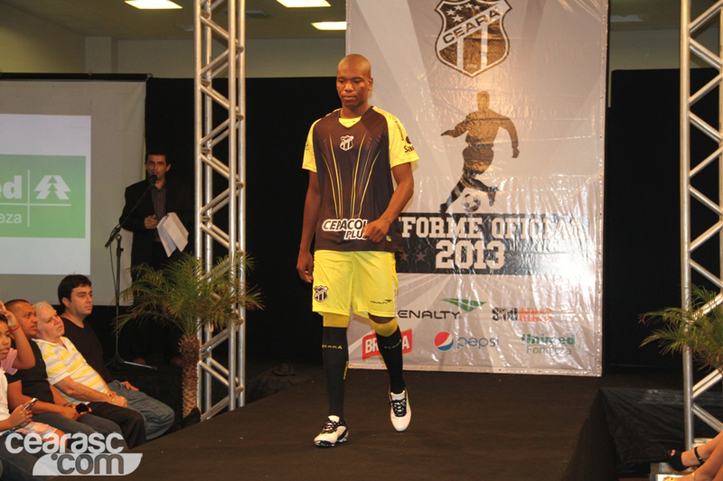 [11-12] Lançamento do Uniforme 2013 - 03 - 5