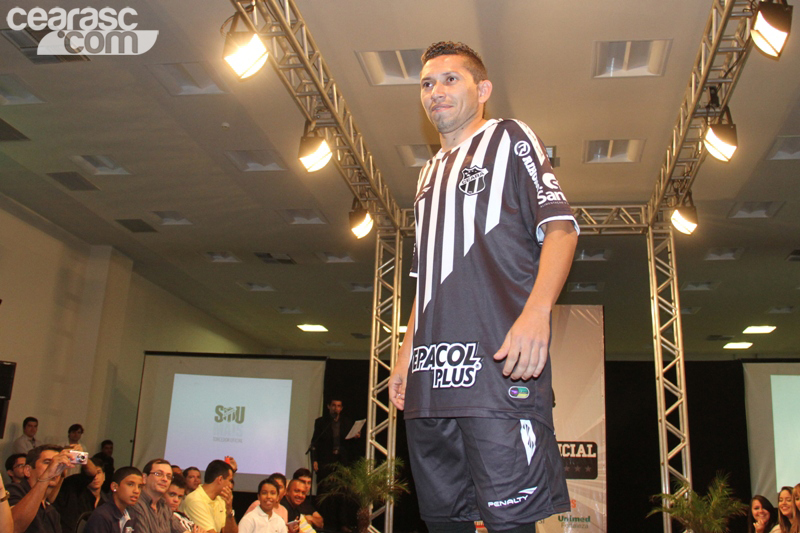 [11-12] Lançamento do Uniforme 2013 - 02 - 6