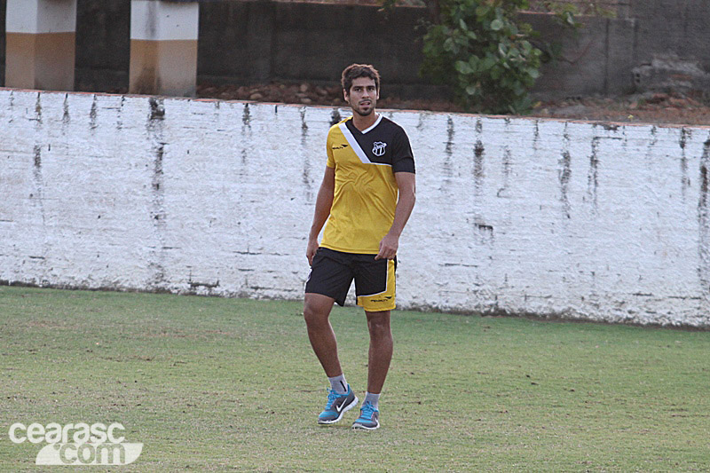 [03-11] Reapresentação + treino coletivo - Cidade Vozão - 17