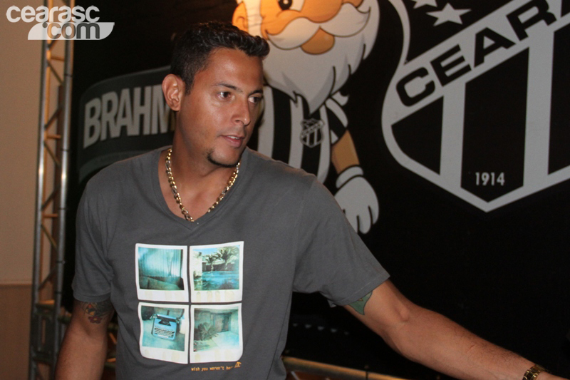 [11-12] Lançamento do Uniforme 2013 - 03 - 17