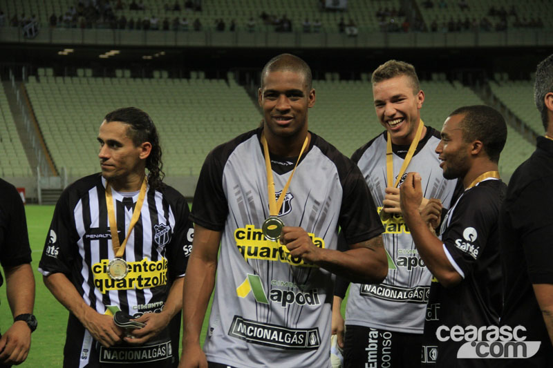 [11-01] Ceará 2 x 0 Barbalha - 02 - 6