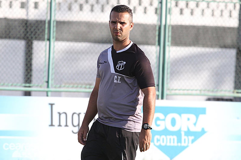 [04-11] Treino físico + técnico - Comissão Técnica - 3