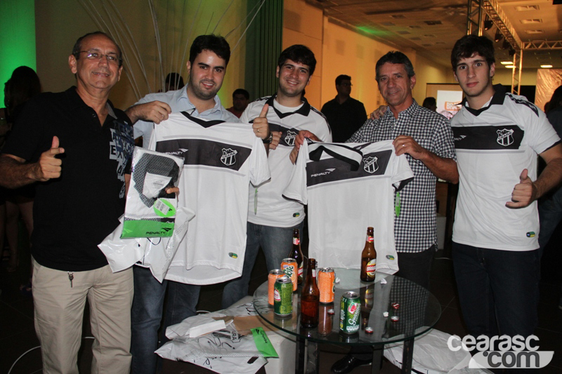 [11-12] Lançamento do Uniforme 2013 - 04 - 9