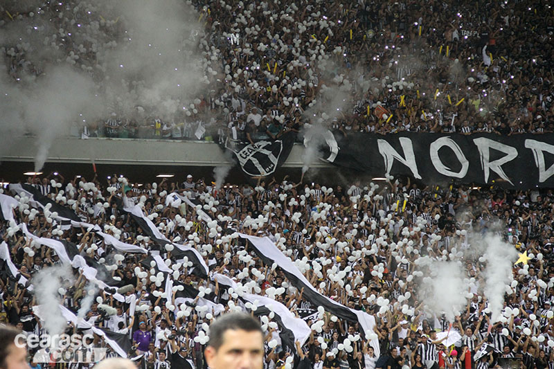 [29-04] Ceará 2 x 1 Bahia - Torcida - 66