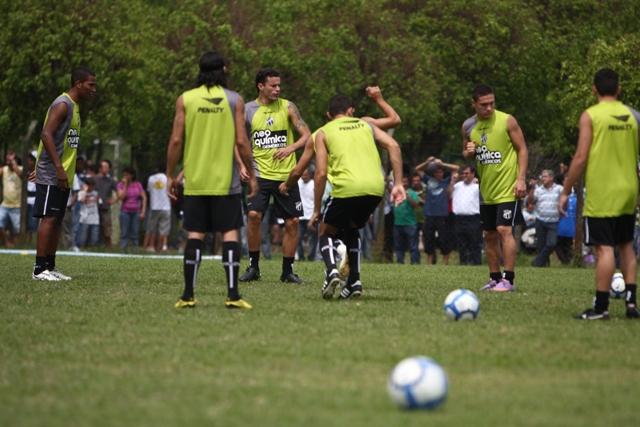 [16-10] Treino - CT  Portuguesa - 4