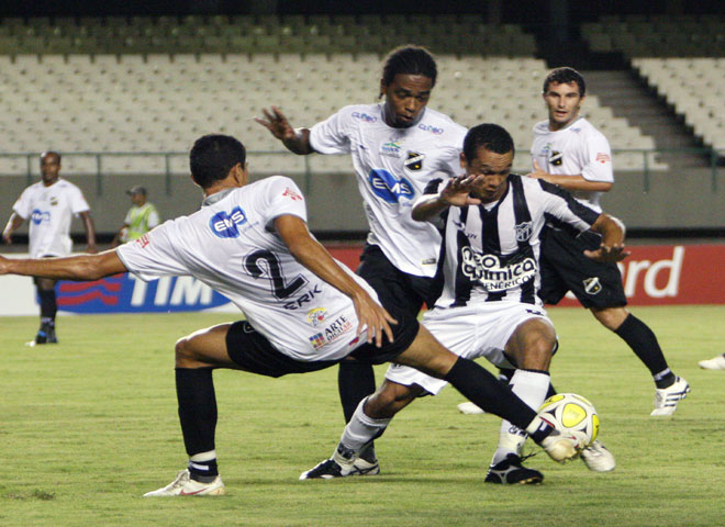 Ceará 1 x 2 ABC - 19/06 às 20h15 - Castelão - 11