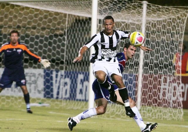 Fortaleza 0 x 2 Ceará - 30/06 às 21h15 - Castelão - 1