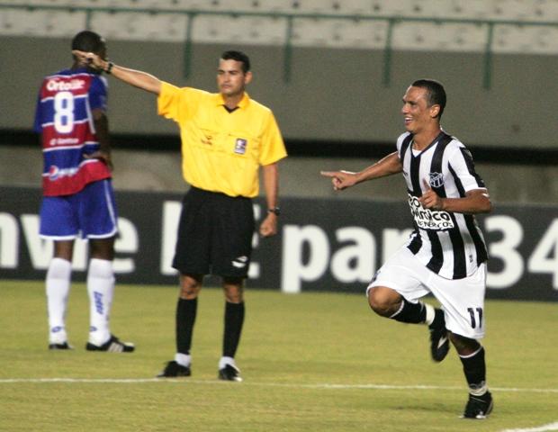 Fortaleza 0 x 2 Ceará - 30/06 às 21h15 - Castelão - 3