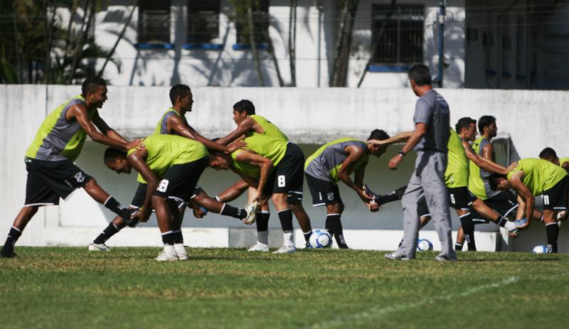 Ceará treina no CT Rei Pelé - 4