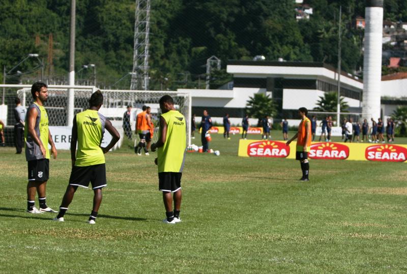 Ceará treina no CT Rei Pelé - 6