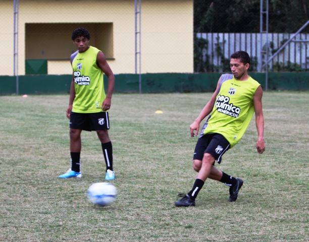 [05-11] Treino - Estádio Cerâmica - 13