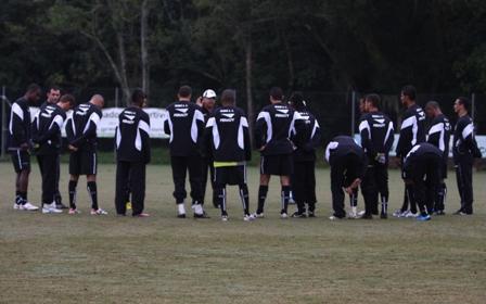 Elenco treina em Porto Alegre - 6
