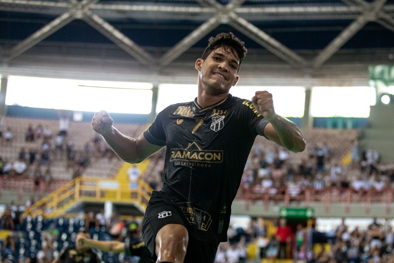 Futsal: Ceará supera o Pires Ferreira e é tricampeão cearense