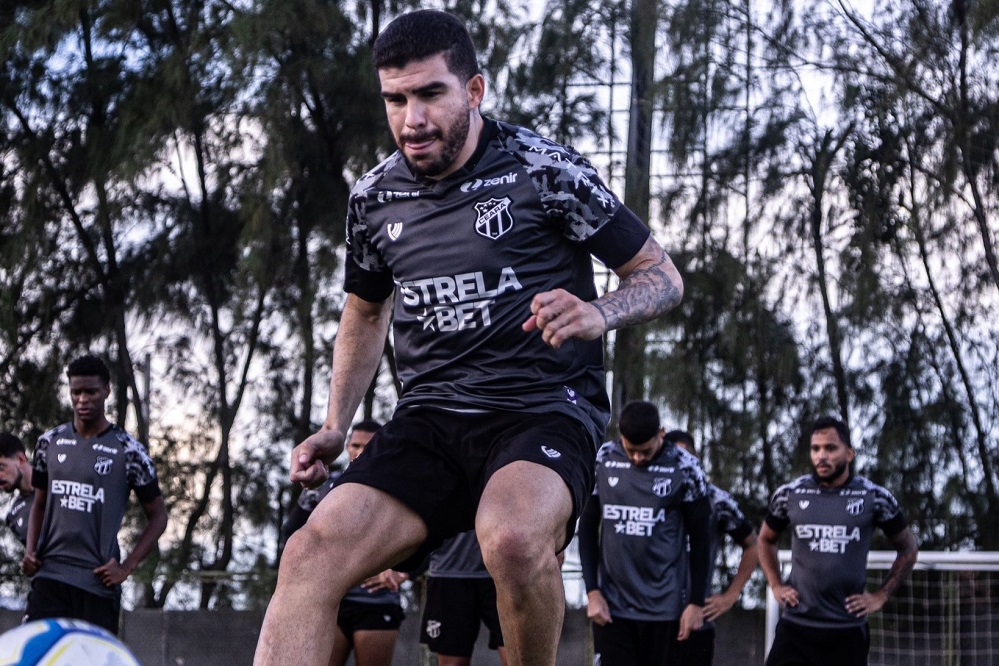 Na sequência da preparação para encarar o Mirassol, elenco alvinegro participa de treino coletivo