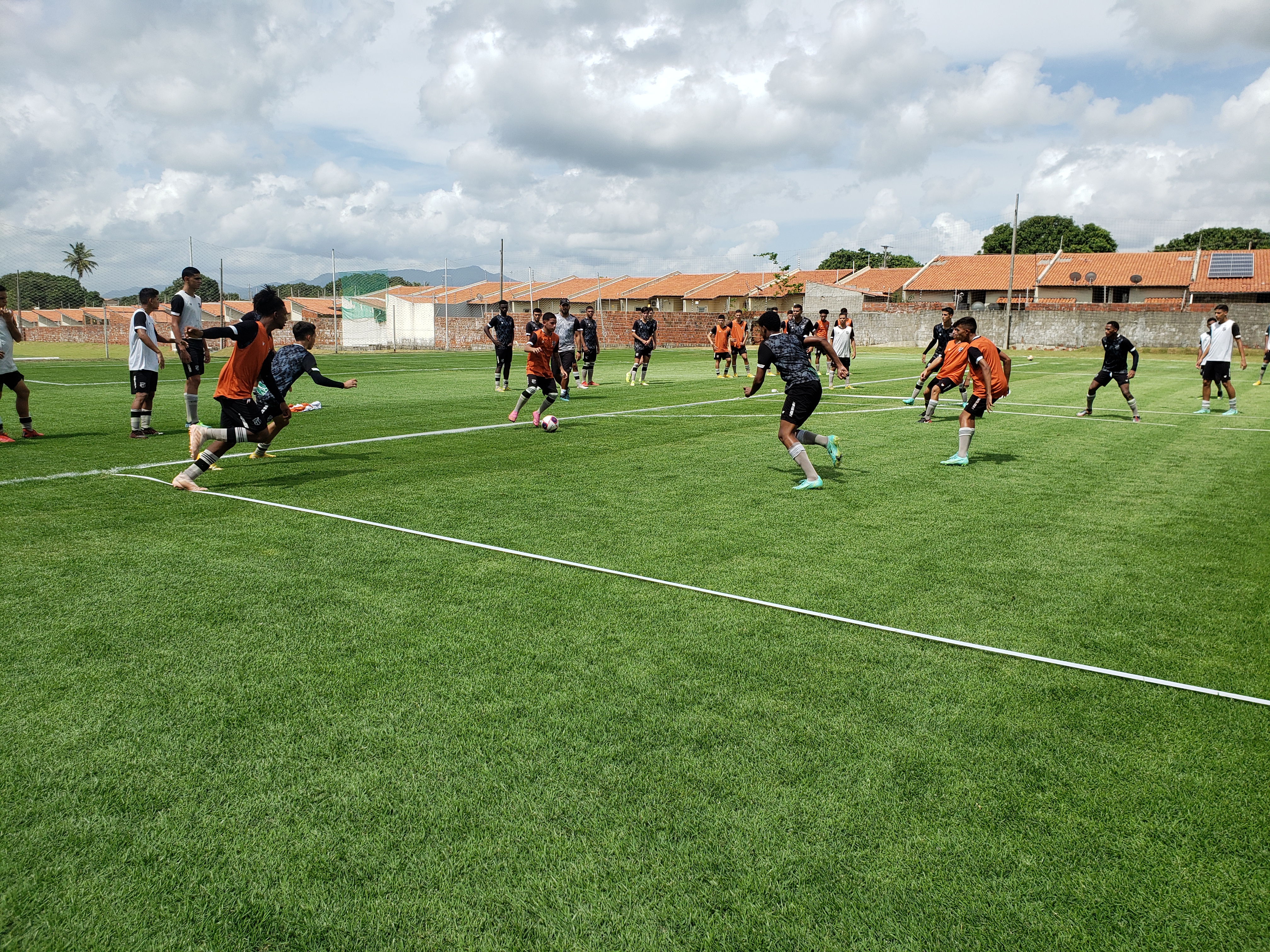 Sub-17: Ceará inicia semana com avaliação física e trabalho preventivo