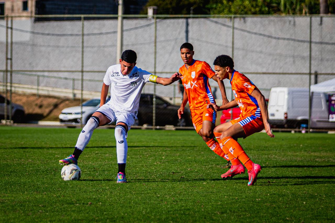 Sub-15: Estreando pela Copa Brasileirinho, Ceará é superado pelo Coimbra/MG por 1 a 0
