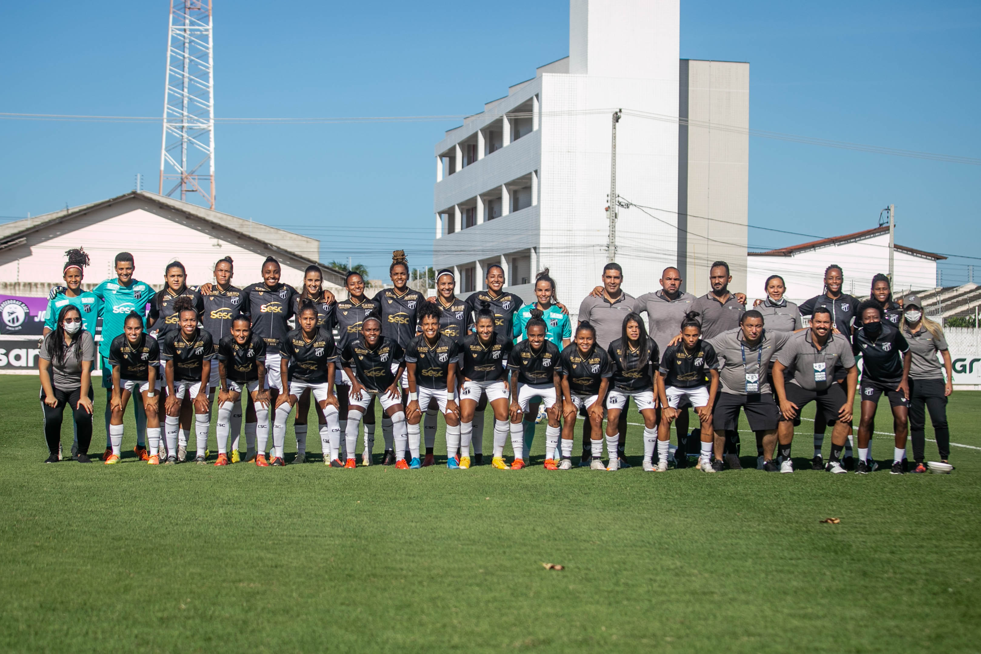 Feminino Adulto: Meninas do Vozão treinam focadas de olho nas quartas de final