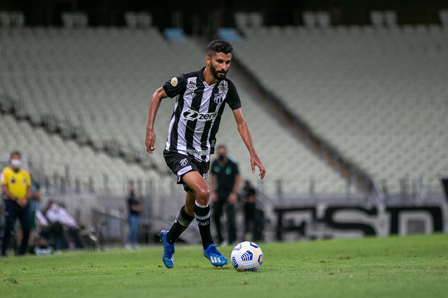Jorginho: “Mesmo jogando fora de casa, precisamos impor nosso ritmo contra o Sport”