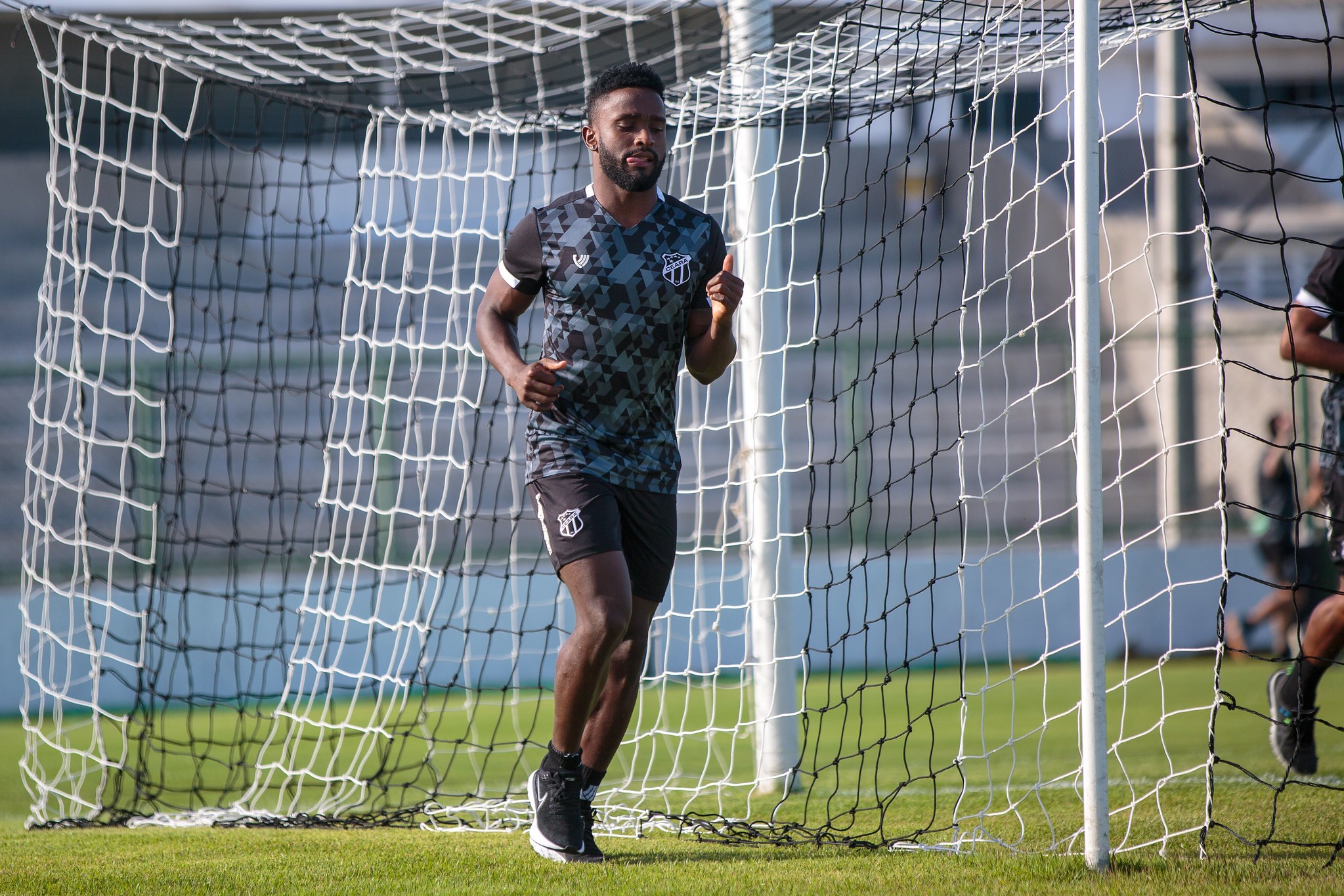Pré-Jogo: Ceará realiza apronto e finaliza preparativos para duelo contra o Sampaio Corrêa