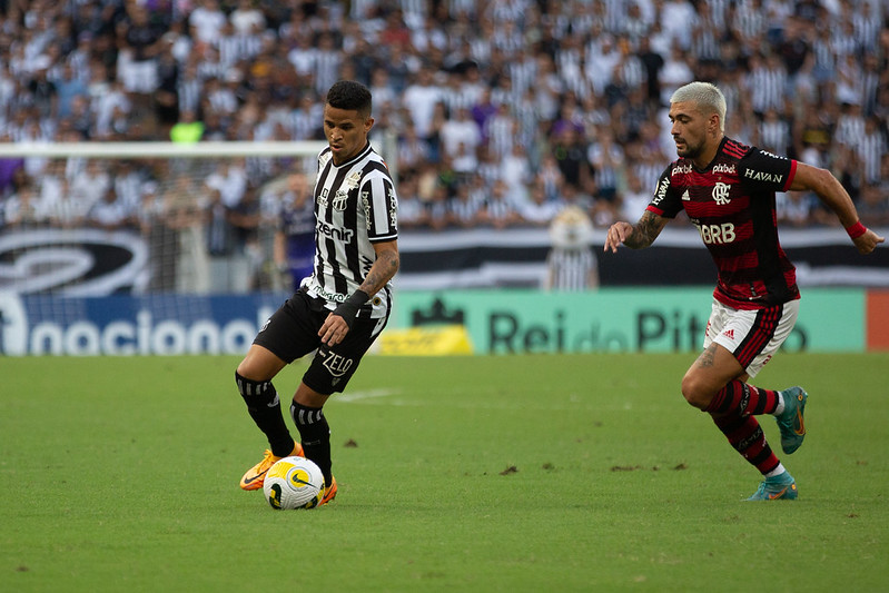 Na manhã de domingo, Ceará encara o Flamengo no Maracanã