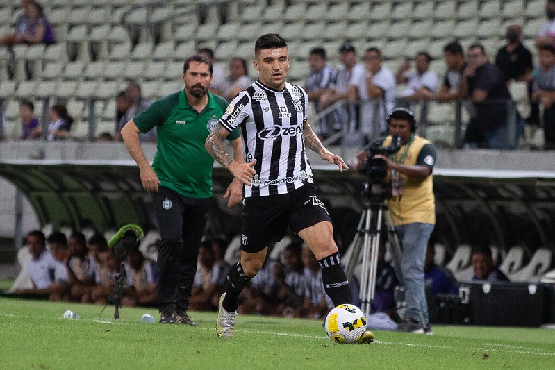 Victor Luís se diz pronto para confronto com o Palmeiras promete entrega diante do clube paulista
