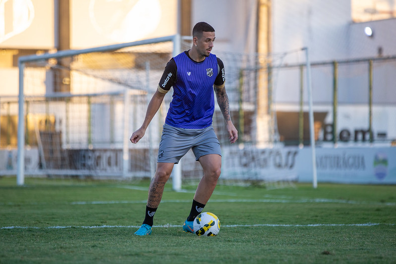 Em Porangabuçu, Ceará se reapresenta e inicia preparação para o Clássico-Rei