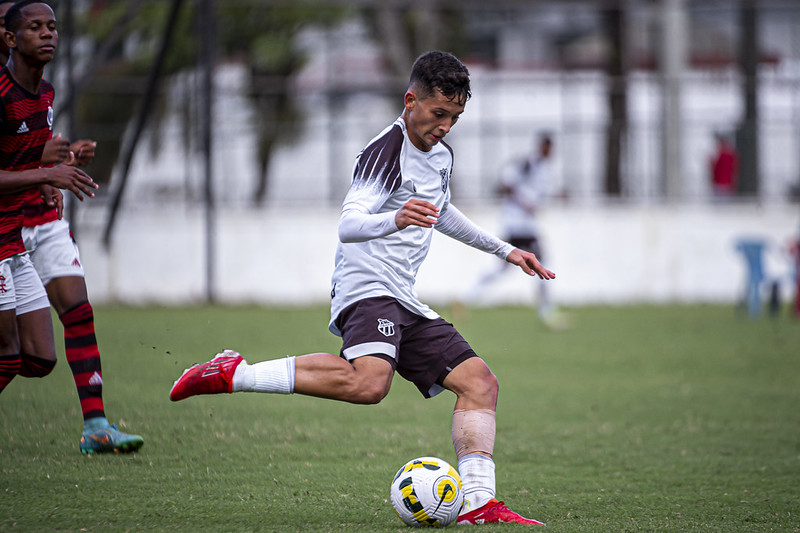 Sub-17: Fora de casa, Ceará faz bom jogo, mas não supera Flamengo pelo Campeonato Brasileiro