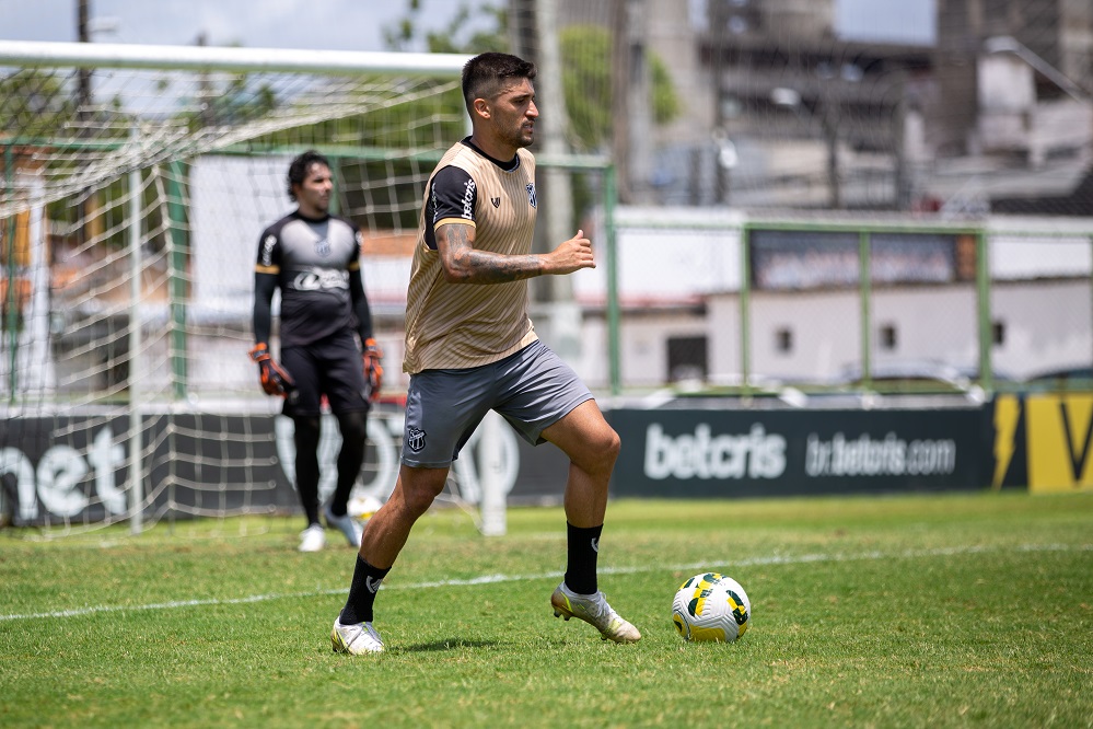Em Porangabuçu, Ceará tem mais um dia de treinos para a próxima rodada do Brasileiro