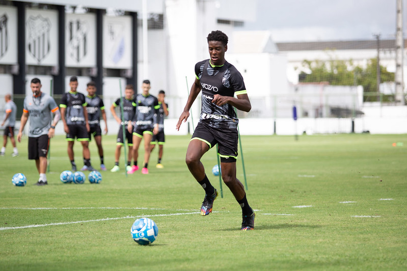 Após vitória contra a Chape, Ceará se reapresenta já treina pensando no Atlético/GO