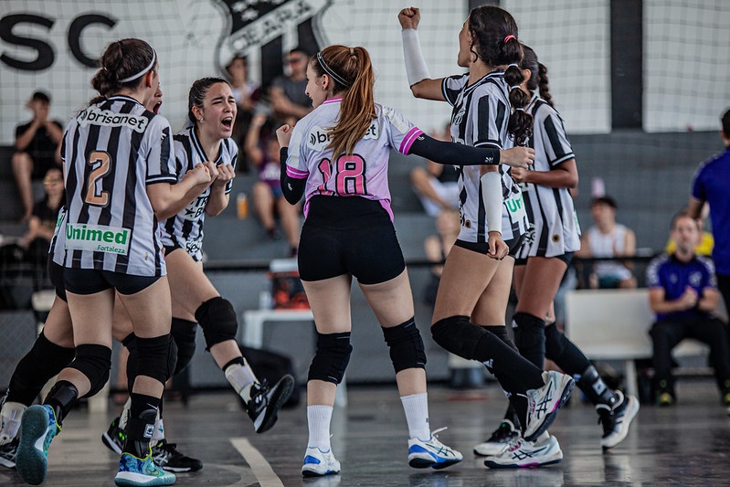 Vôlei: Quarta e quinta-feira serão de decisão no feminino Sub-17